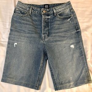 BDG Denim Boyfriend Shorts Size 28